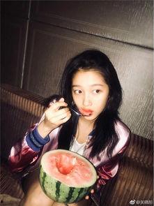 关晓彤吃娱乐瓜,揭秘背后惊人真相
